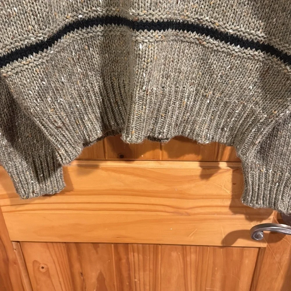 Vintage Trent Wool and Acrylic Men's Gray Sweater with Stripes